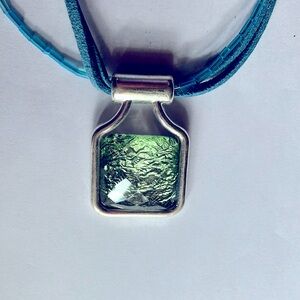 Elegant Green Pendant Necklace